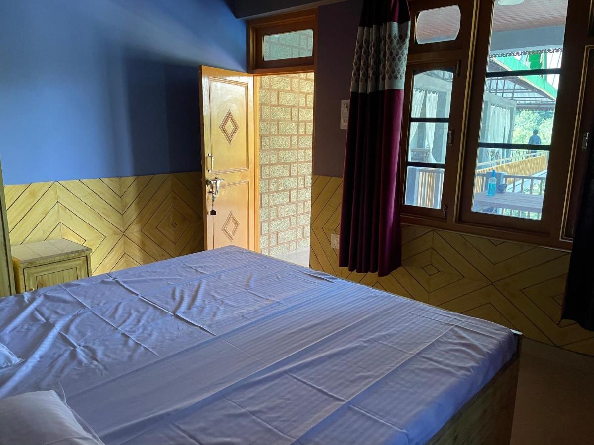 Highland Spirit Hotel Kasol Exterior photo